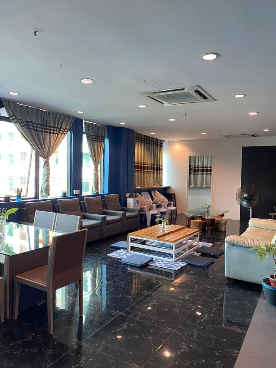Capsule Inn Kota Kinabalu Exteriér fotografie